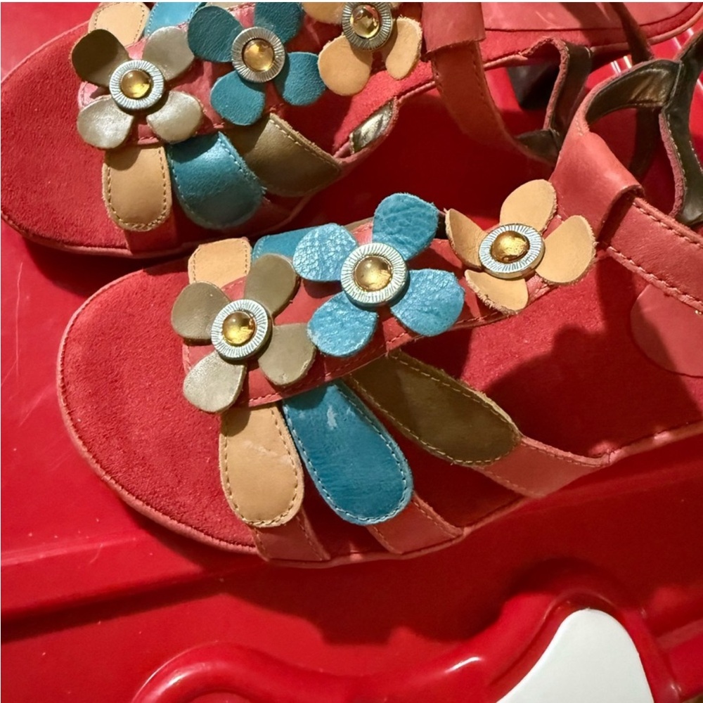 Aerosoles fancy multicolor flower embellished rhinestone detail dress up shoes 7